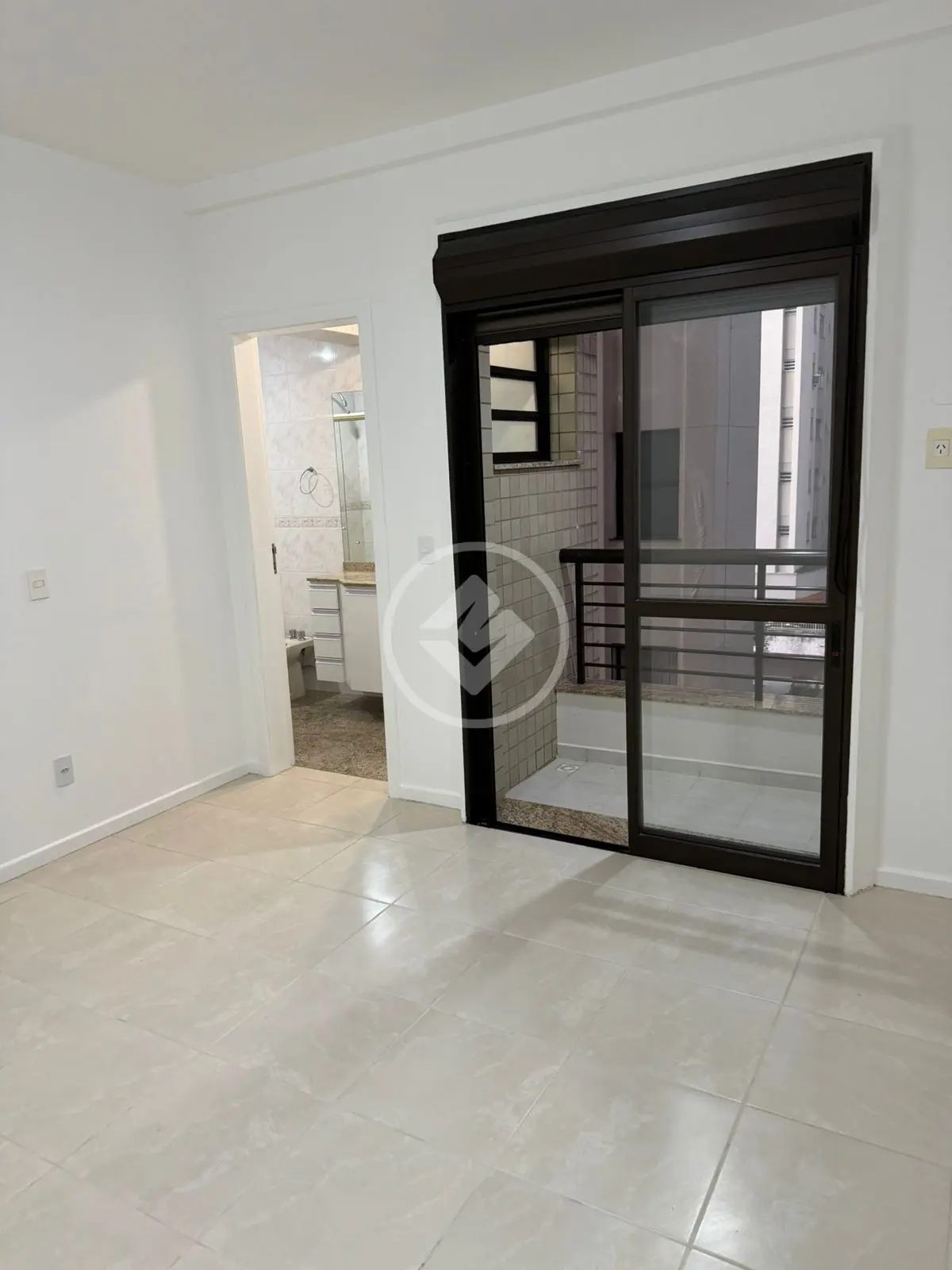 Apartamento com 4 quartos na Avenida Beira-Mar Norte, foto 8 de 19