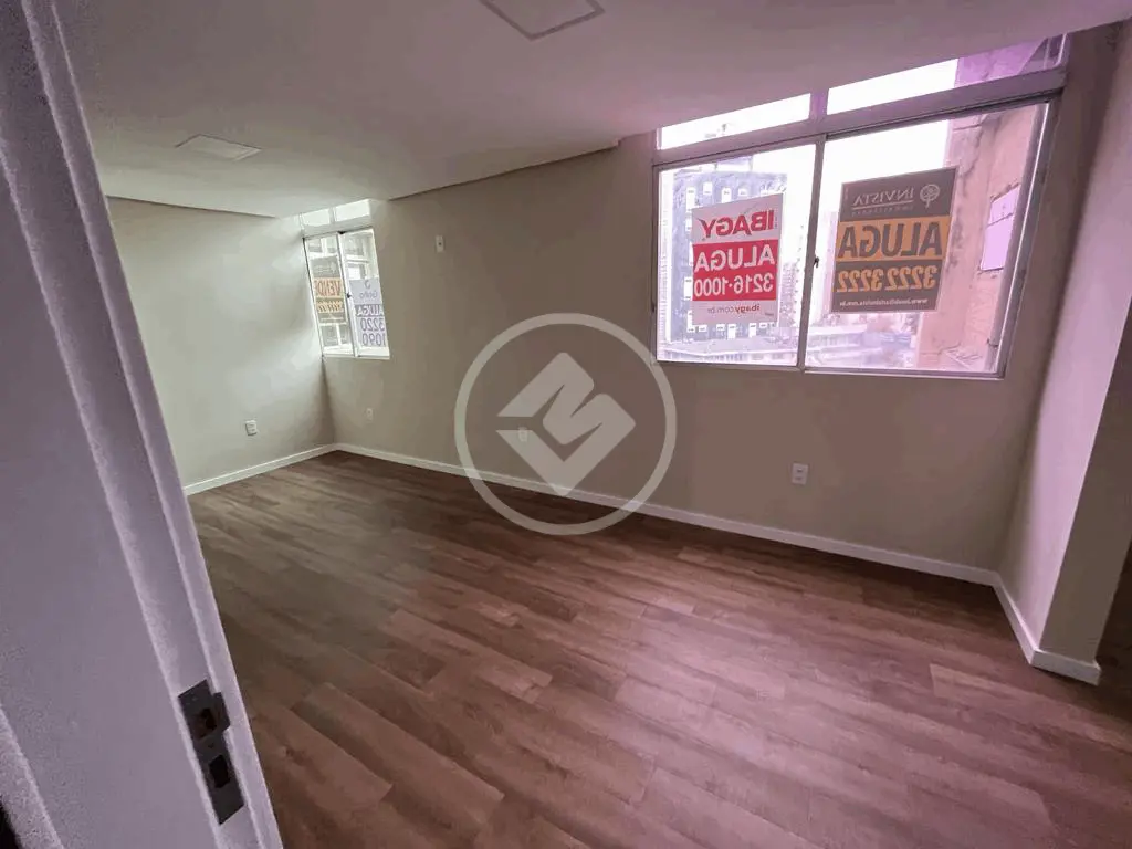 Sala comercial de 254,41 m² na Rua Jerônimo Coelho, foto 11 de 15
