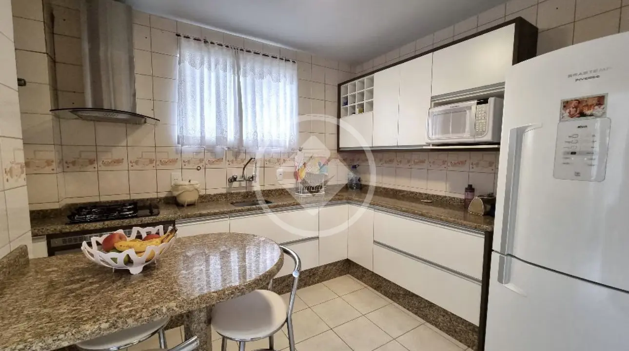 Apartamento com 3 quartos na Avenida Mauro Ramos, foto 4 de 23