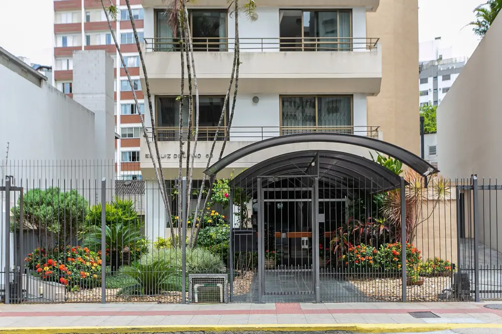 Apartamento com 2 quartos no Centro, foto 24 de 24