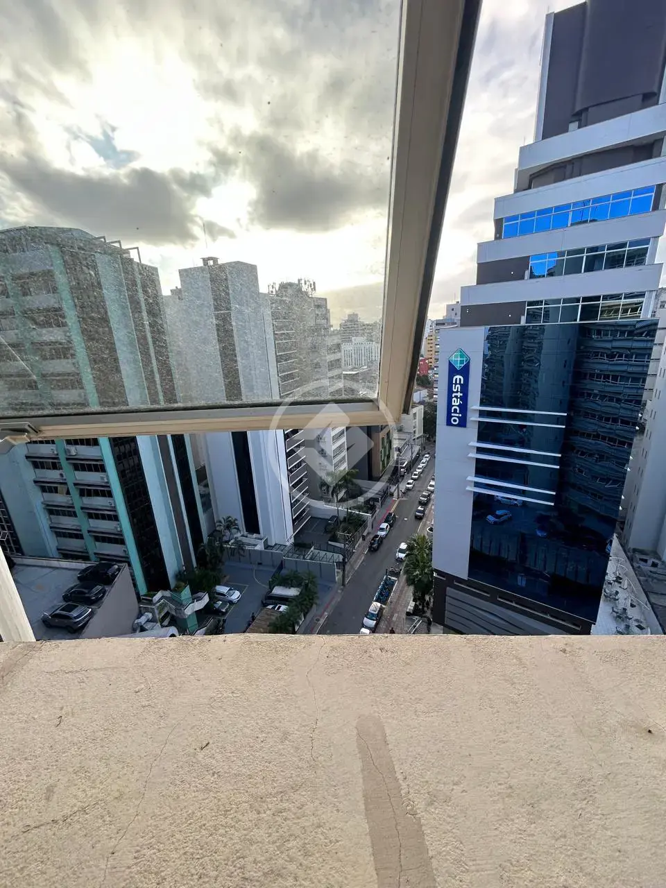 Sala comercial de 52 m² na Avenida Prefeito Osmar Cunha, Centro de Florianópolis