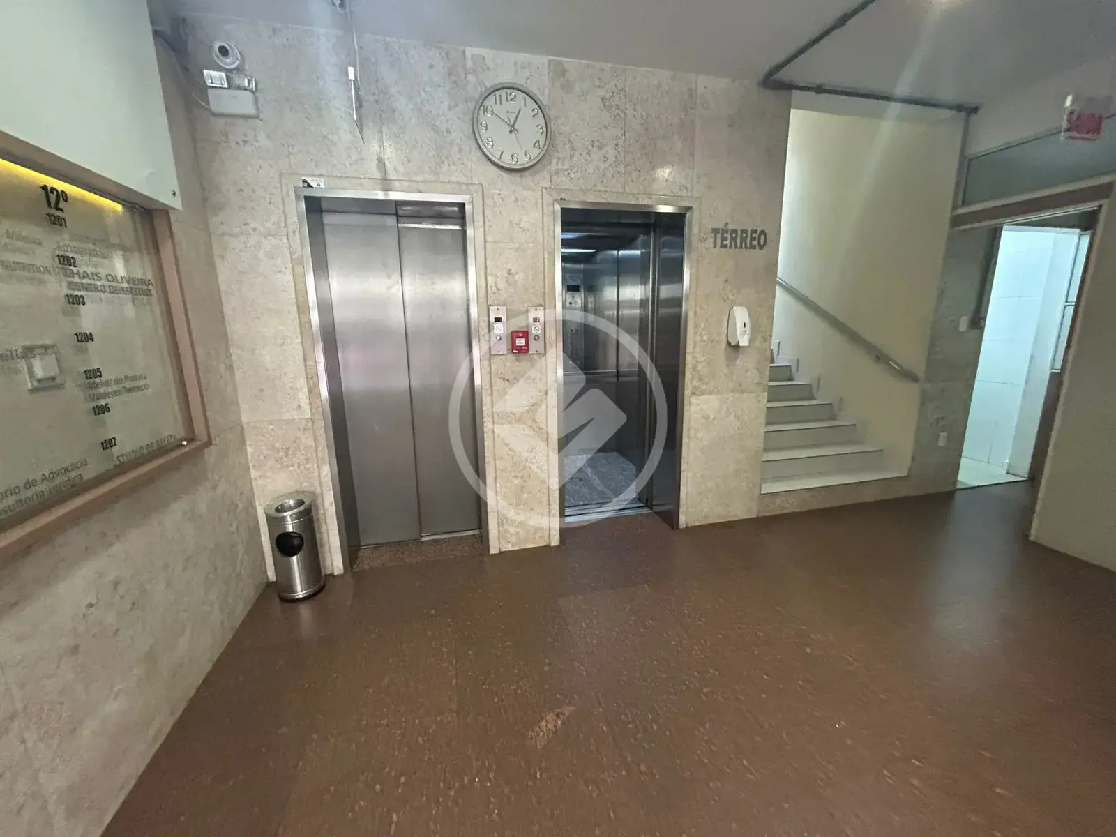 Sala comercial de 29 m² na Rua Jerônimo Coelho, Centro de Florianópolis