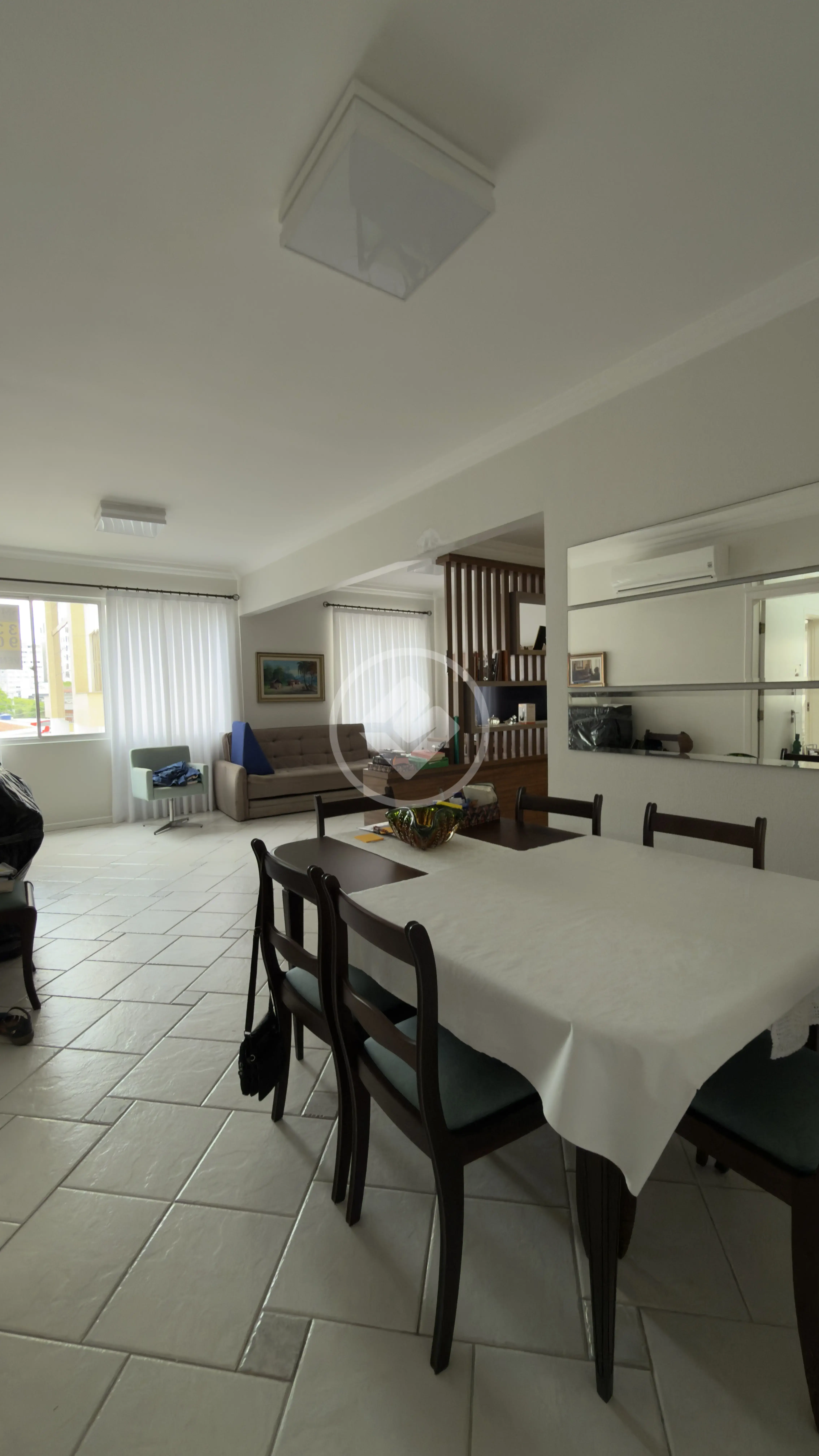 Apartamento com 2 quartos na Avenida Professor Othon Gama D'Eça, Centro de Florianópolis