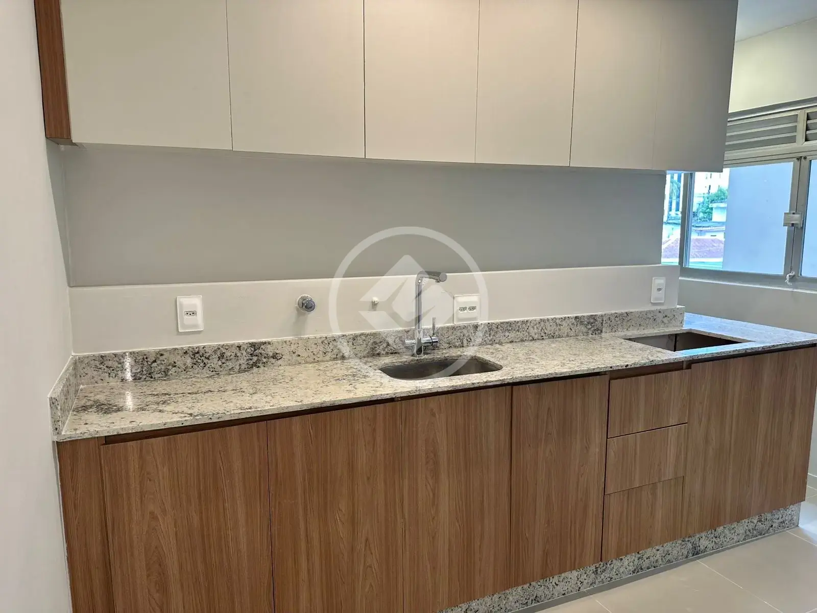 Studio de 43 m² na Avenida Professor Othon Gama D'Eça, Centro de Florianópolis