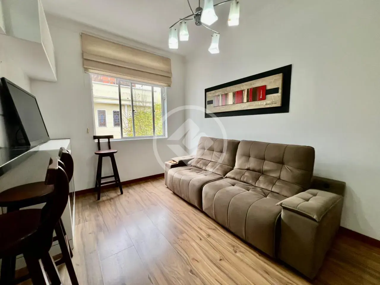 Apartamento com 3 quartos na Avenida Mauro Ramos, Centro de Florianópolis