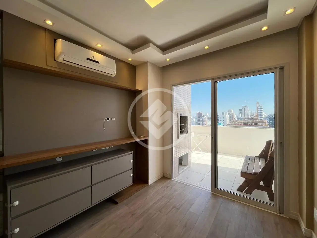 Apartamento garden com 2 quartos na Rua Irmão Joaquim, Centro de Florianópolis